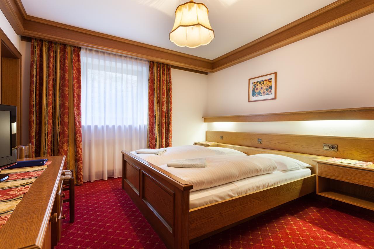 Haus Peskoller Bed & Breakfast Перча Екстериор снимка